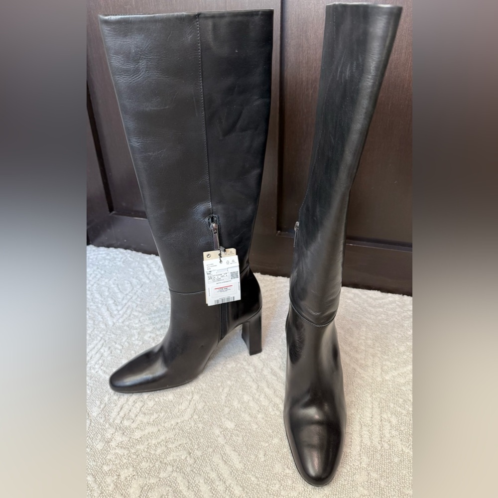 Elegant Black Knee-High Leather Women's Boots